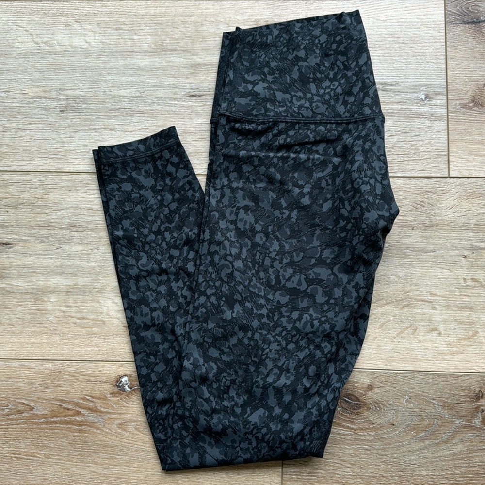 Lululemon High Rise Align 28”